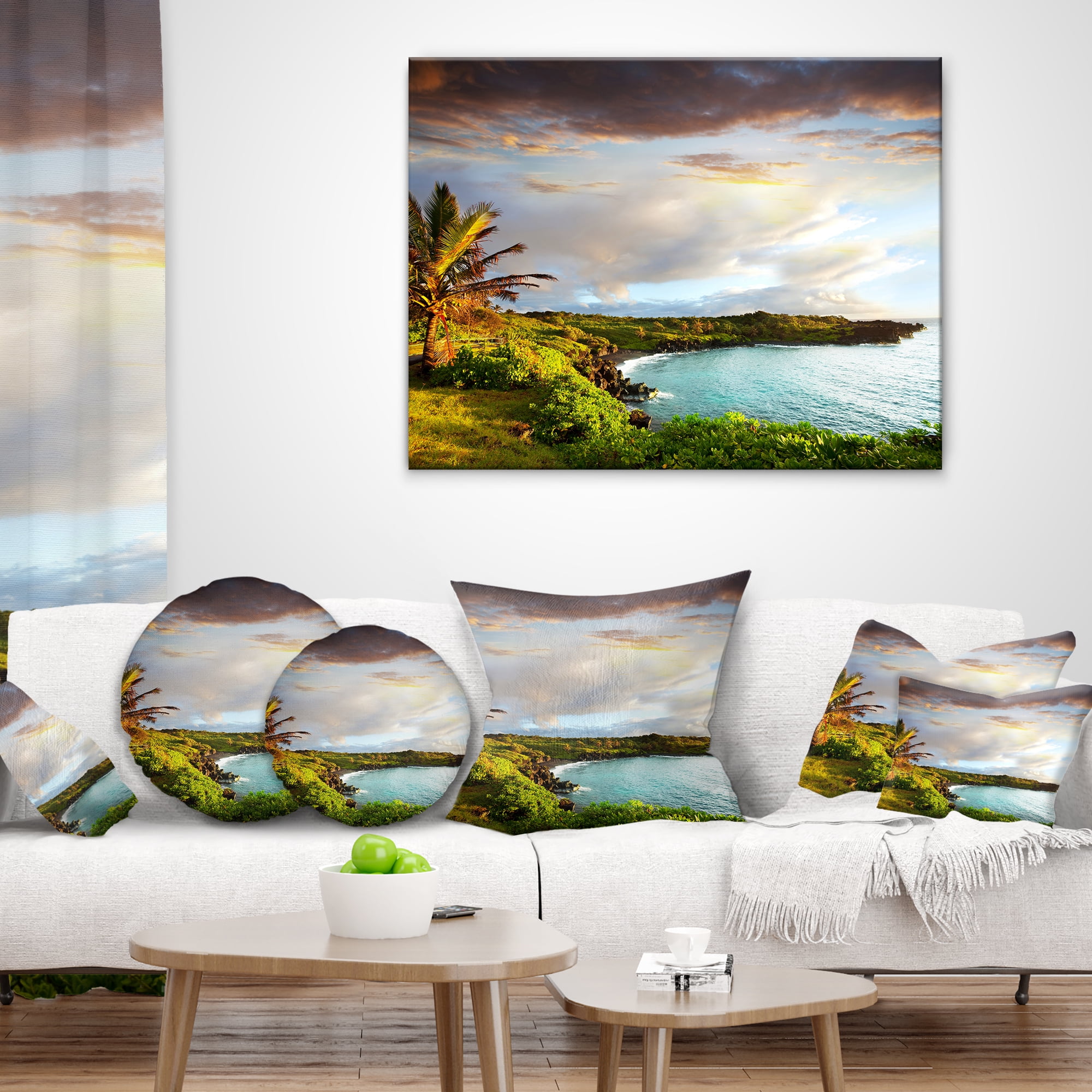 Designart Hawaii Oahu Island - Photography Throw Pillow - 18x18