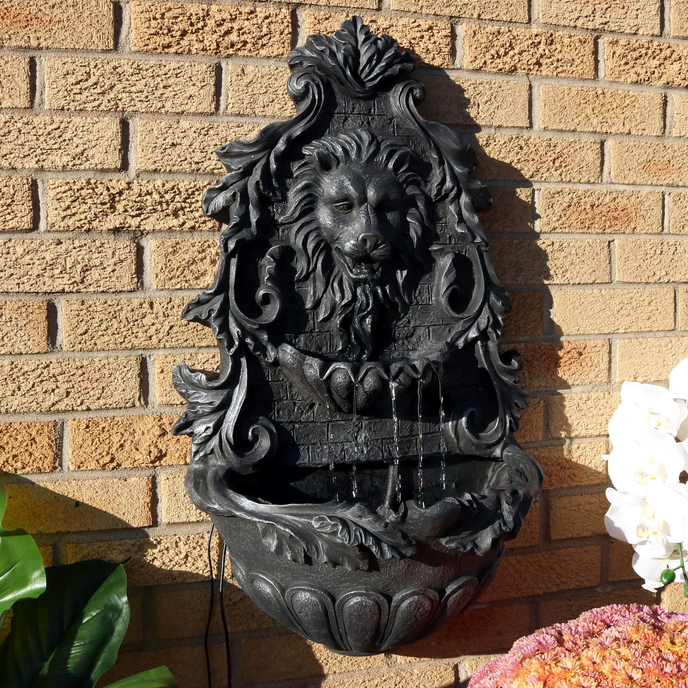 Sunnydaze Stoic Courage Polyresin Lion Head Outdoor Wall Fountain