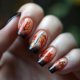 thumbnail image 1 of Uñas postizas Press On AROVFAM con hojas de arce y puntas francesas negras, 24 piezas, 1 of 7