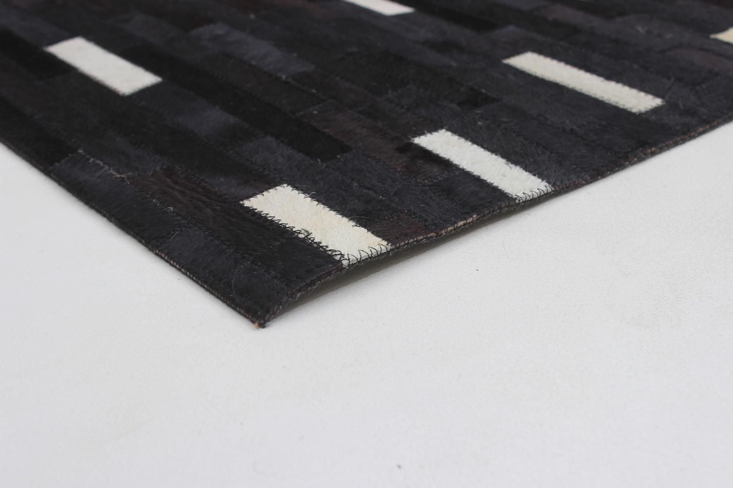 ECARPETGALLERY 5'1" x 7'11" Contemporary Cowhide Patchwork Handmade Area Rug for Living Room, Dining Room and Bedroom in Black