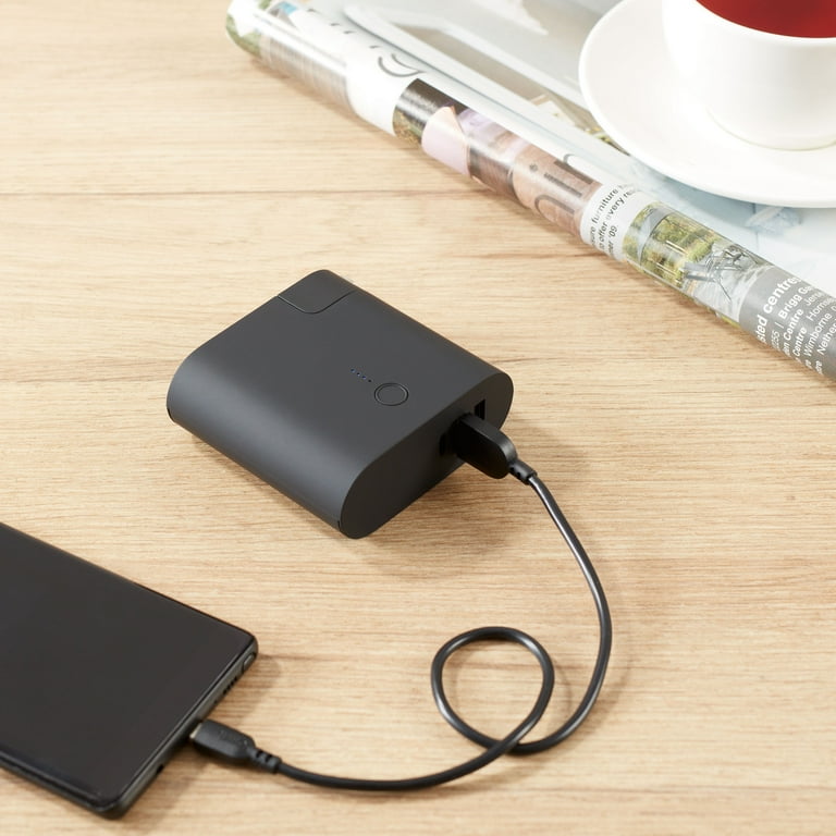 onn. 2-in-1 Multi-Port Portable Battery and Charger