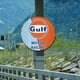 thumbnail image 5 of En Chapa Hierro Redonda 30*30cm Con Bordes Cóncavos Y Convexos Serie Gulf Gulf Oil Still Life, 5 of 8