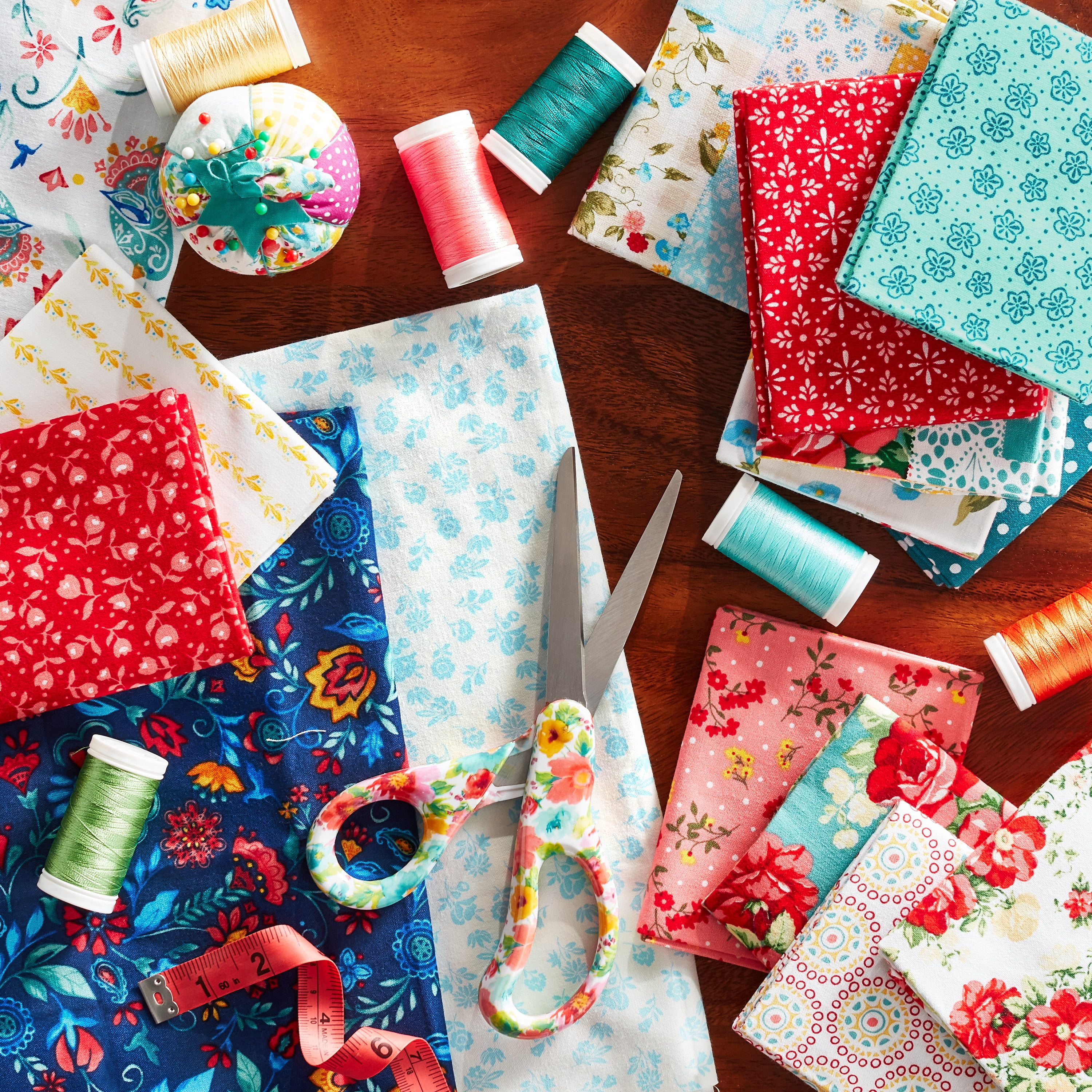 The Pioneer Woman 21" X 18" Fat Quarter Cotton Precut Bundle Multi-Color, 30 Pieces