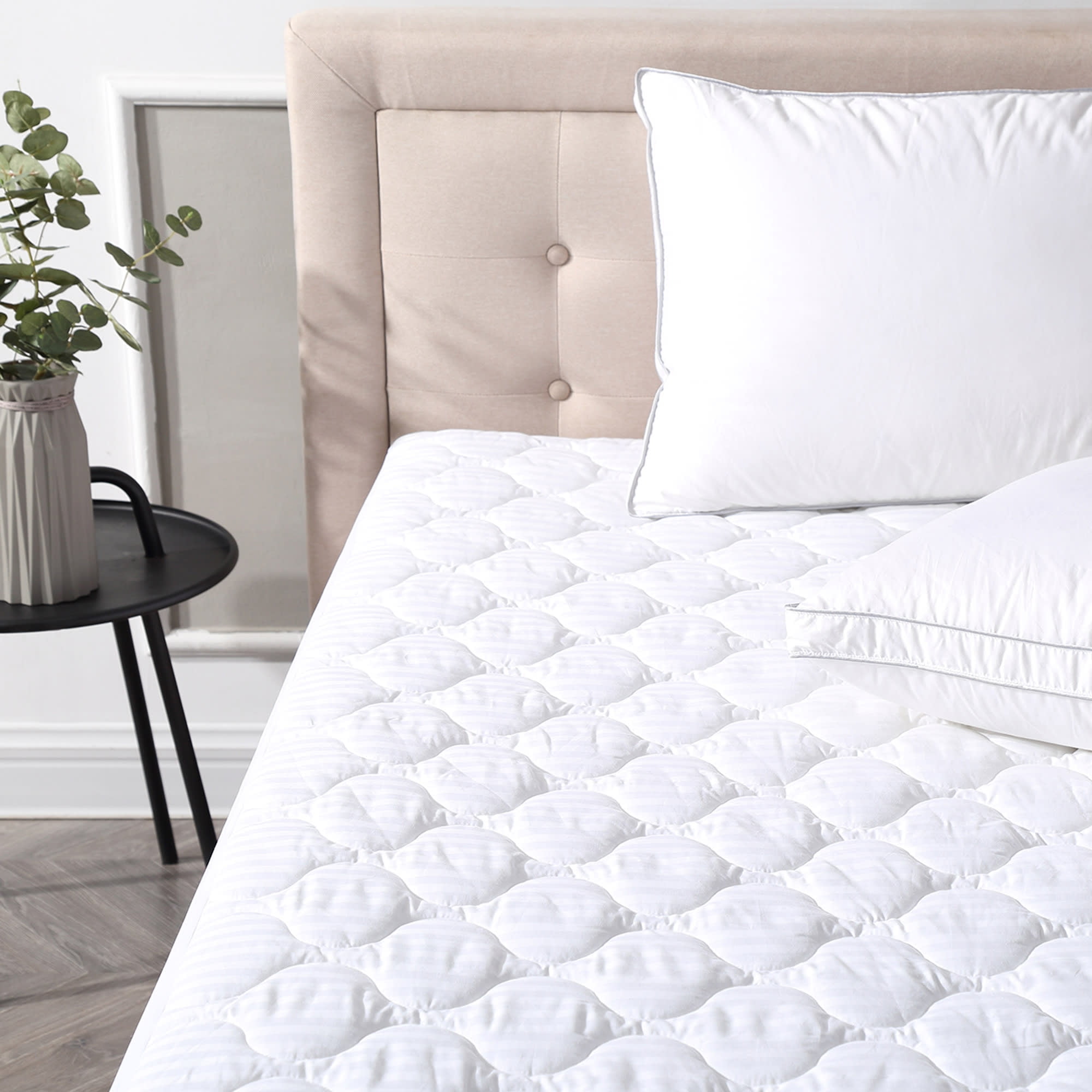 Hotel Quality Supersoft Microfibre Mattress Protector King Size Bed Soft Diamond Quilted /& Anti Allergenic Extra Comfort The Bettersleep Company Brand