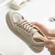 thumbnail image 4 of Ofertas de Locura, Cepillo para zapatos, cerdas suaves, mango largo, cepillo de limpieza engrosado que se puede colgar sobre las manchas sin dañar los zapatos Akmoler, 4 of 9