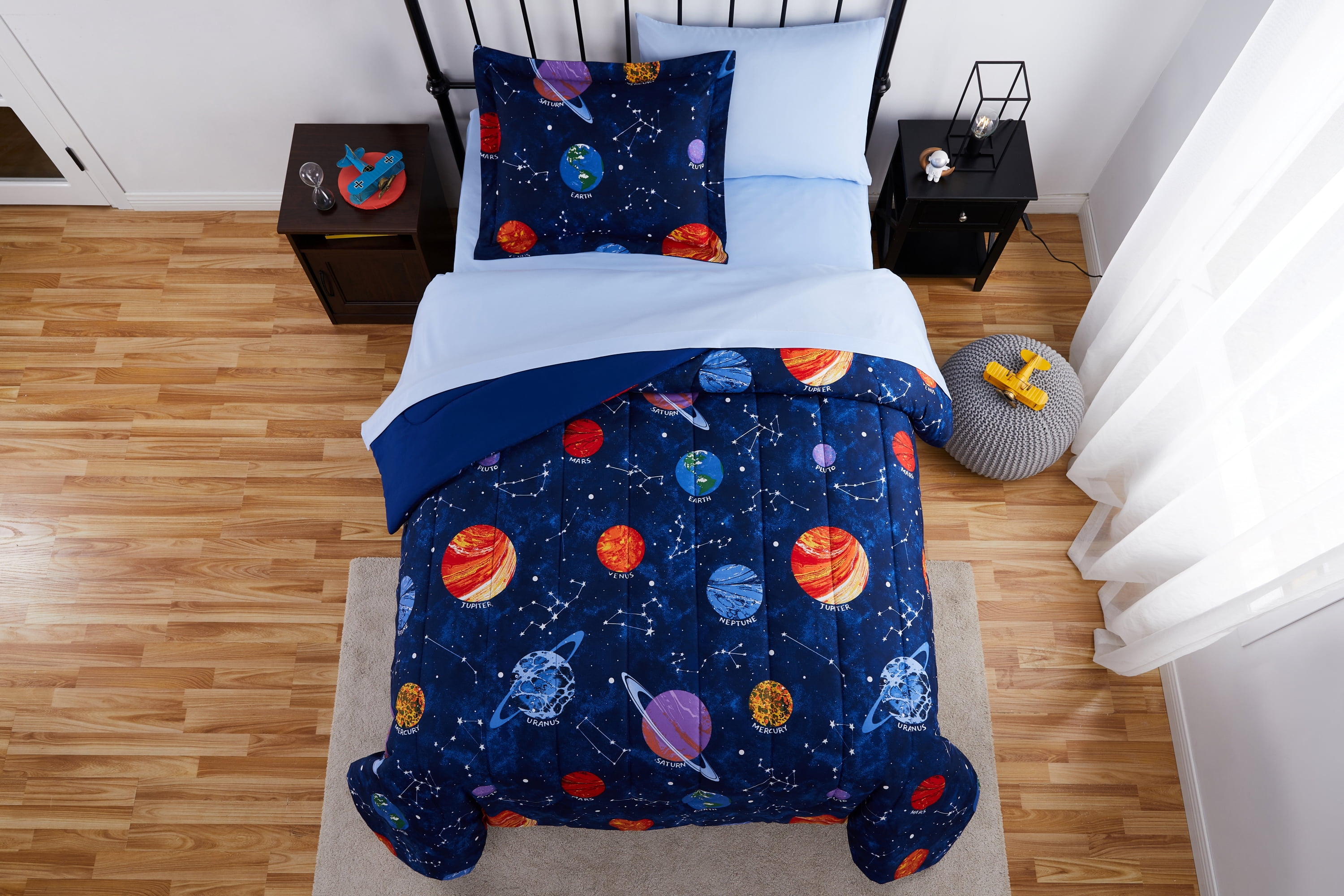Your Zone Glow-in-the-Dark Space Bed-in-a-Bag Coordinating Bedding Set, Twin