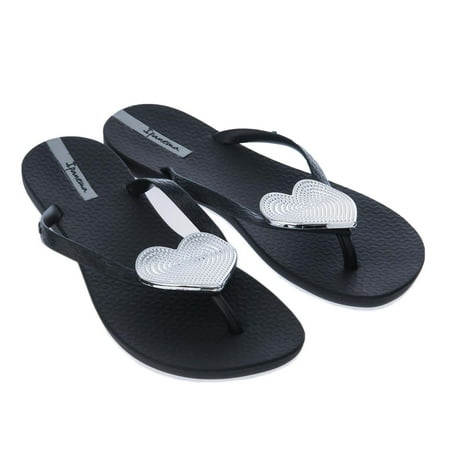 

Women s Ipanema Maxi Heart Flip Flop Thongs s in Black