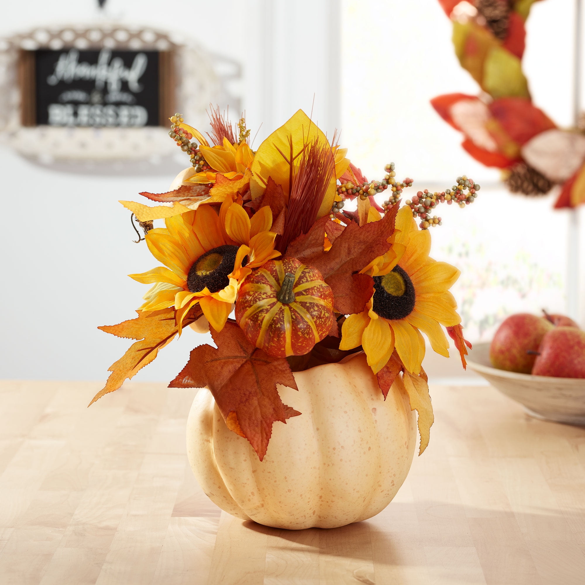 Way to Celebrate Harvest Cream Pumpkin and Sunflower Tabletop Decoration