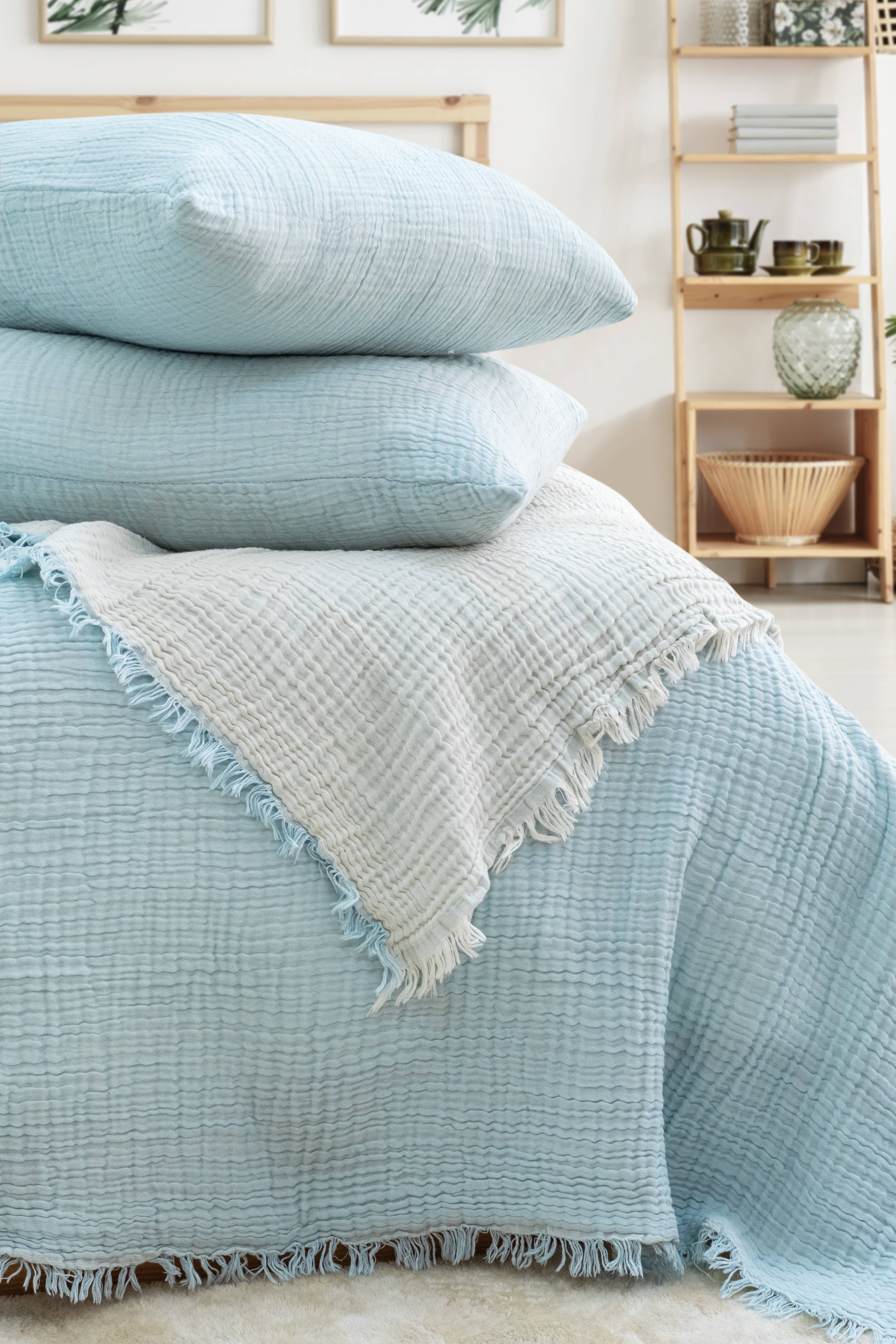 Muslin Blanket 4 Layers, Soft Bedspread, 100% Turkish Cotton Baby Blue Muslin Bed Cover, 91 x 95 in