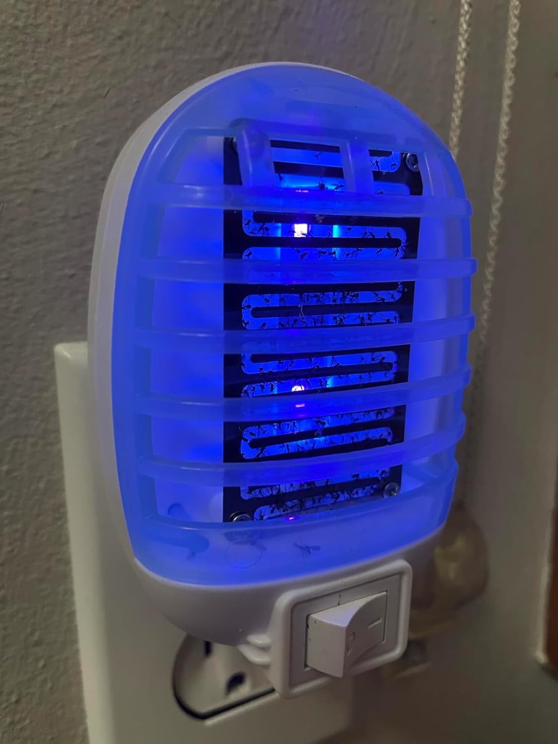 Bug Zapper Indoor Fly Zapper Trap Catcher Indoors Electronic Mosquitoes Fruit Fly Killer Mosquito Zapper for Living Room Home Kitchen Bedroom Baby Room Office Bug Light (4 Packs)