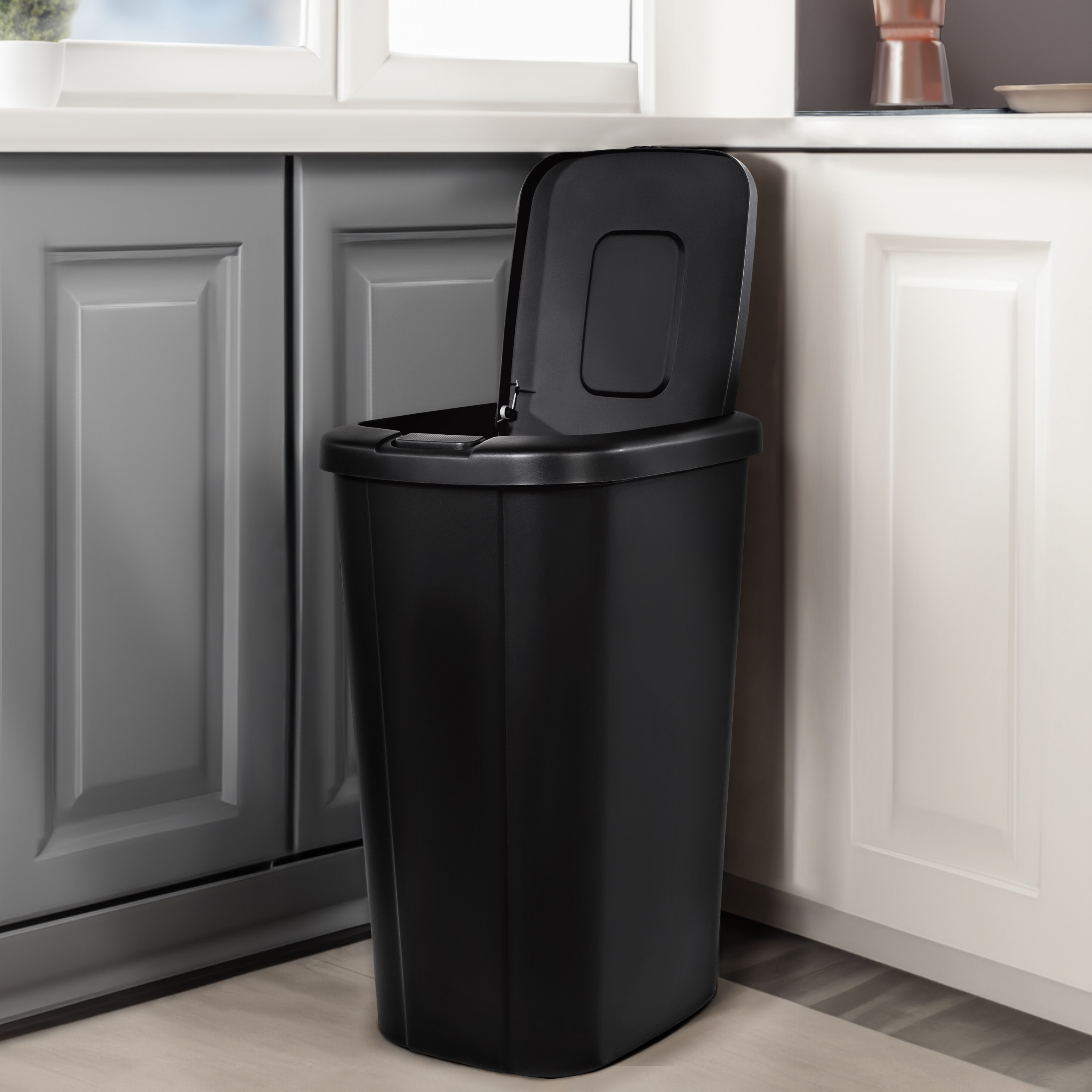 Hefty 13.3 Gallon Trash Can, Plastic Touch Top Kitchen Trash Can, Black - image 4 of 8