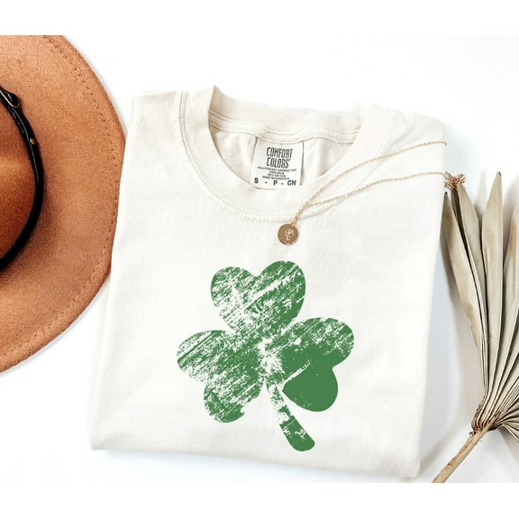 Simple Fit Retro Shamrock Shirt, Cute Lucky Shirt, Womens St Patricks Day Shirt, Irish Shirt, Saint Patricks Day Shirt, Shenanigans Four Leaf Clover All Size S-5Xl