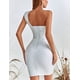 thumbnail image 3 of Vestido BELLA BARNETT Mini metalizado con un solo hombro y espalda, plateado, 3 of 5