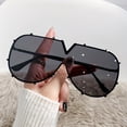 thumbnail image 3 of 2026 New Fashionable Oval Large Frame Glasses Gothic Metal Unisex V-Shaped Lens Cover UV Protection Metal Frame, 3 of 6