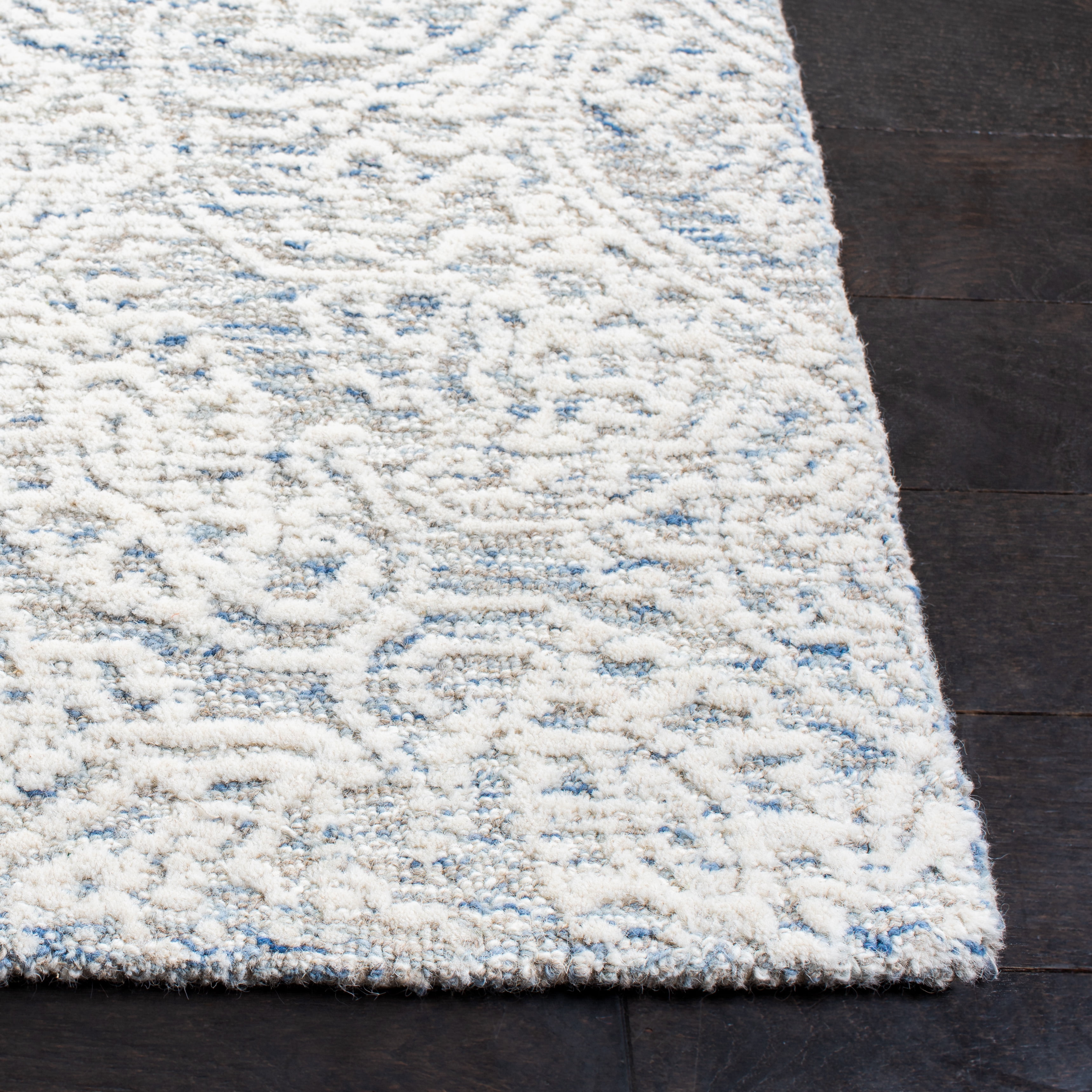 SAFAVIEH Metro Aditi Medallion Runner Rug, Light Blue/Ivory, 2'3" x 8'