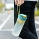 thumbnail image 4 of Botella Deportiva Portátil de 550 Ml con Asa, Vaso Mezclador de Proteínas a Prueba de Fugas para Fitness y Actividades Al Aire Libre, Apto para Lavavajillas. Plástico Sin Bpa., 4 of 6