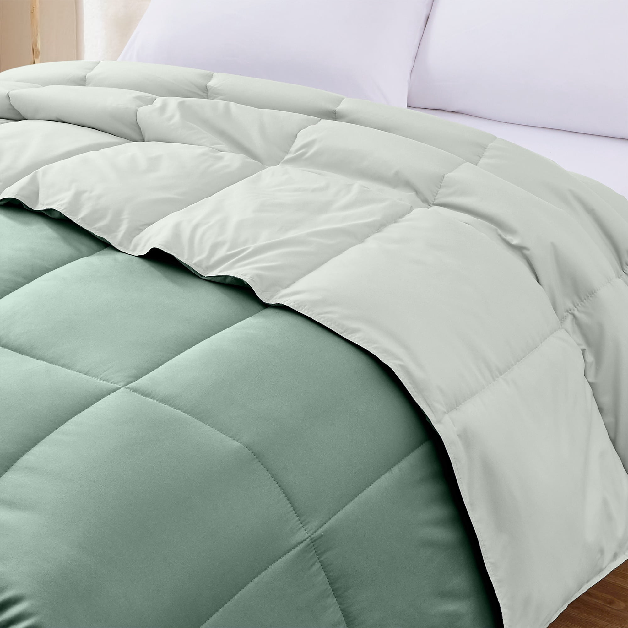 Modern Threads Reversible Ivy & Sage All-Season Down Alternative Adult Bed Comforter, Queen