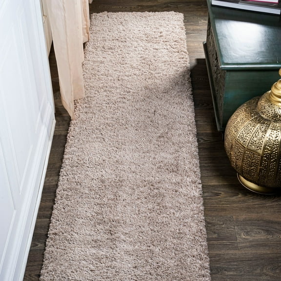 JONATHAN Y TANGO 2 x 8 Runner Rug, Groovy Shag - Beige, CLD100F-28