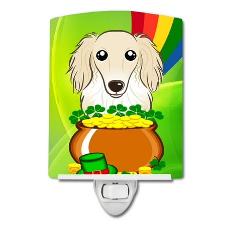 

Caroline s Treasures BB1956CNL Longhair Creme Dachshund St. Patrick s Day Ceramic Night Light 6x4x3 multicolor