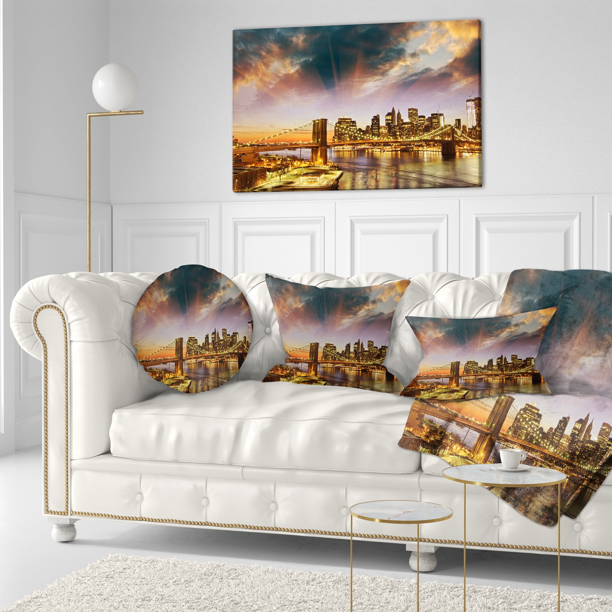Designart Manhattan at Winter Sunset - Cityscape Photo Throw Pillow - 12x20