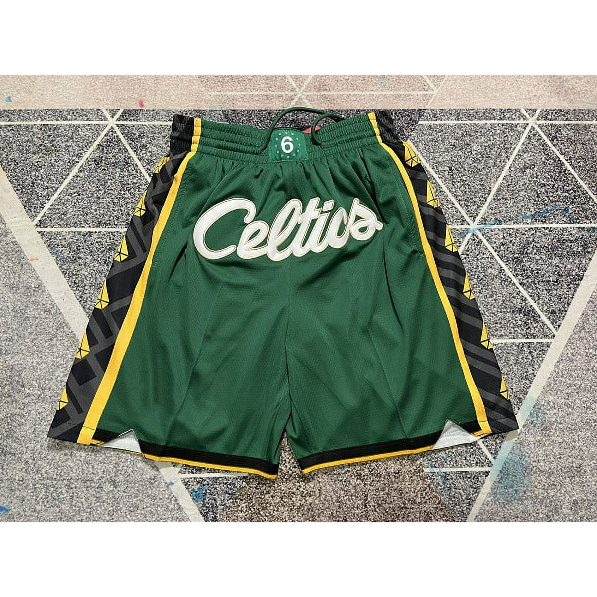 High Stretch Breathable Sports Basketball Shorts With Zip Pocket Vintage Mesh Sports Pants SinKeeU