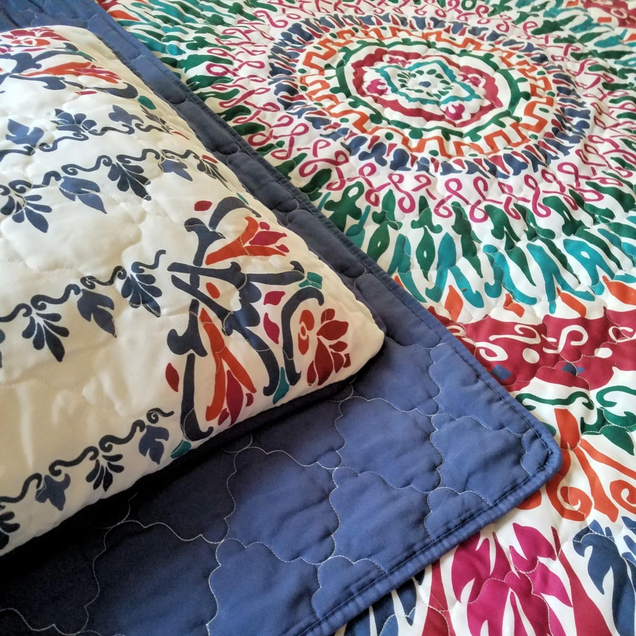 azalea skye henna medallion quilt set