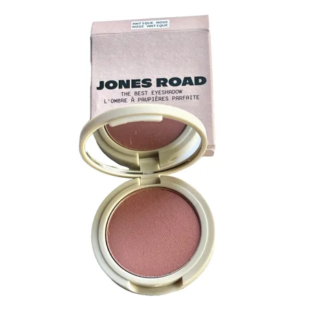 Jones Road The Best Eyeshadow in the Shade of Antique Rose