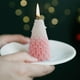 thumbnail image 4 of Fiudx Vela para Árbol de Navidad, Diseño Aromático Tallado a Mano, Aroma a Té Blanco, Iluminación Decorativa para Fiestas, Cálida Decoración Navideña para El Hogar, Idea de Regalo Única, Tamaño 5 X 5, 4 of 5