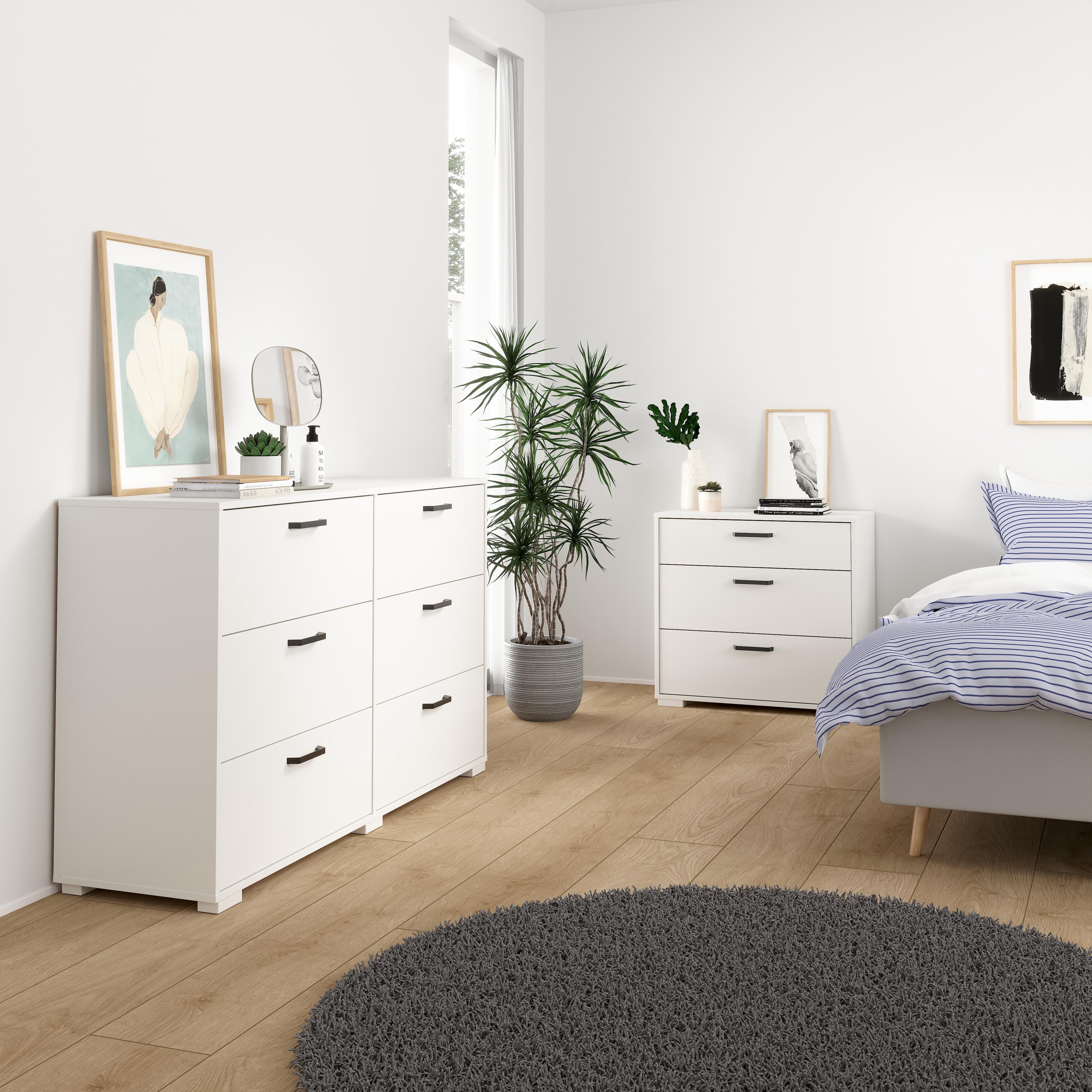 Tvilum Sofia 2-Piece Bedroom Set with Dresser and Chest, White