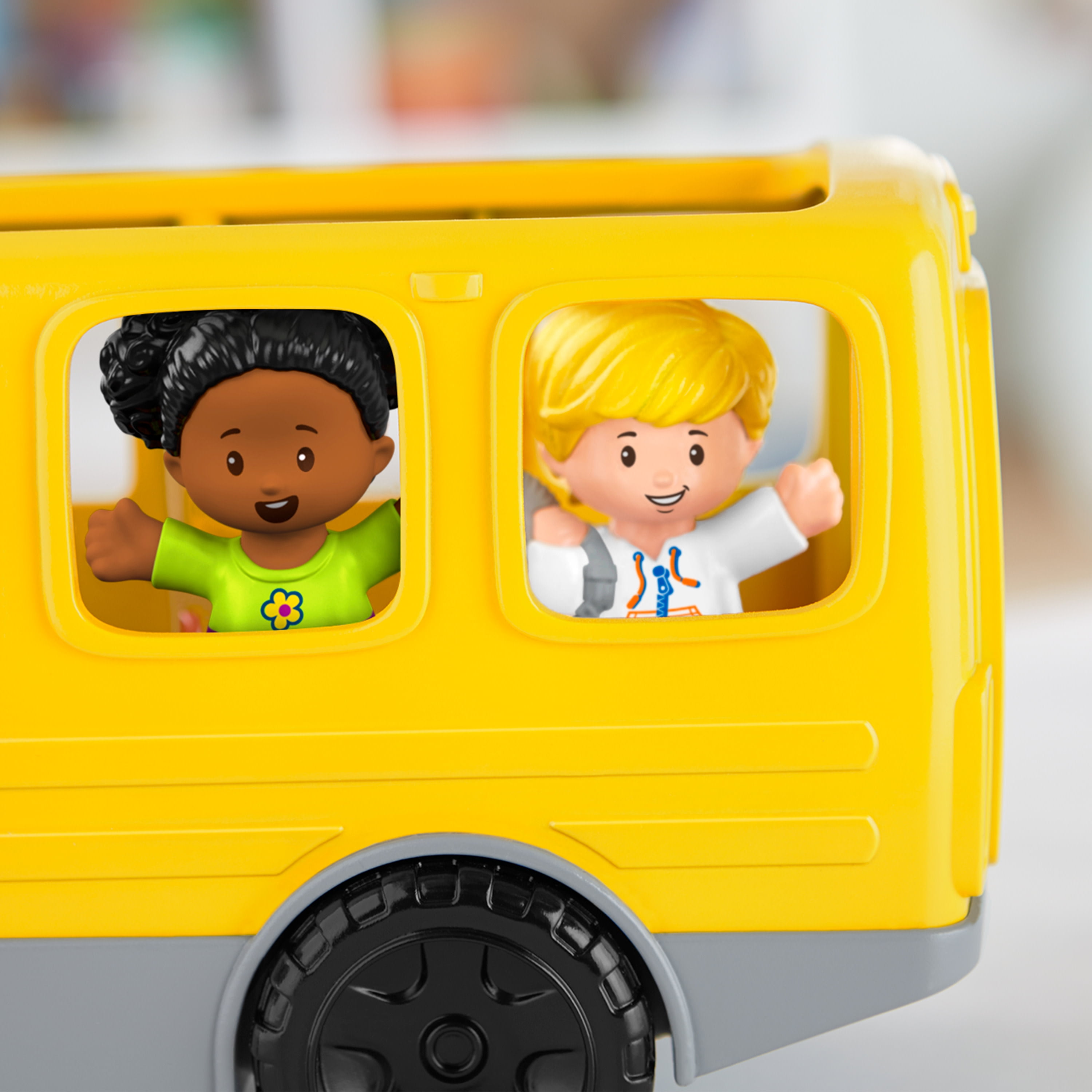 Little People Sit with Me School Bus Toy - English & French Edition, Ages 1-5