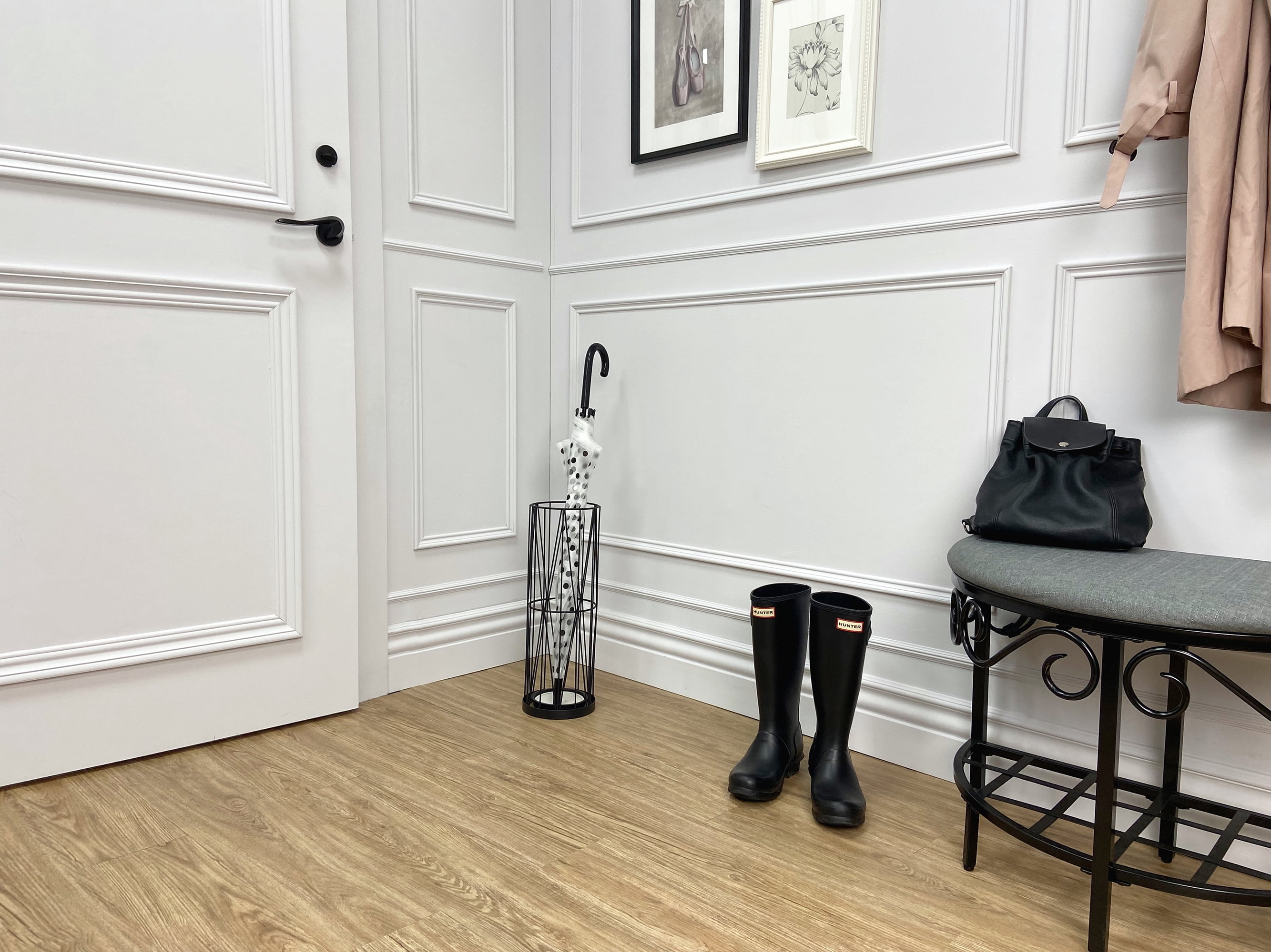 Mango Steam Pluvian Soakstone Umbrella Holder Stand - Black, Metal