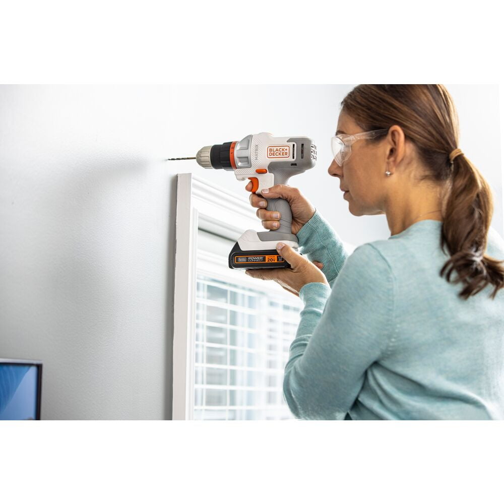 BLACK+DECKER 20V MAX* MATRIX; Cordless Drill/Driver Kit, White (BDCDMT120WC1FF)