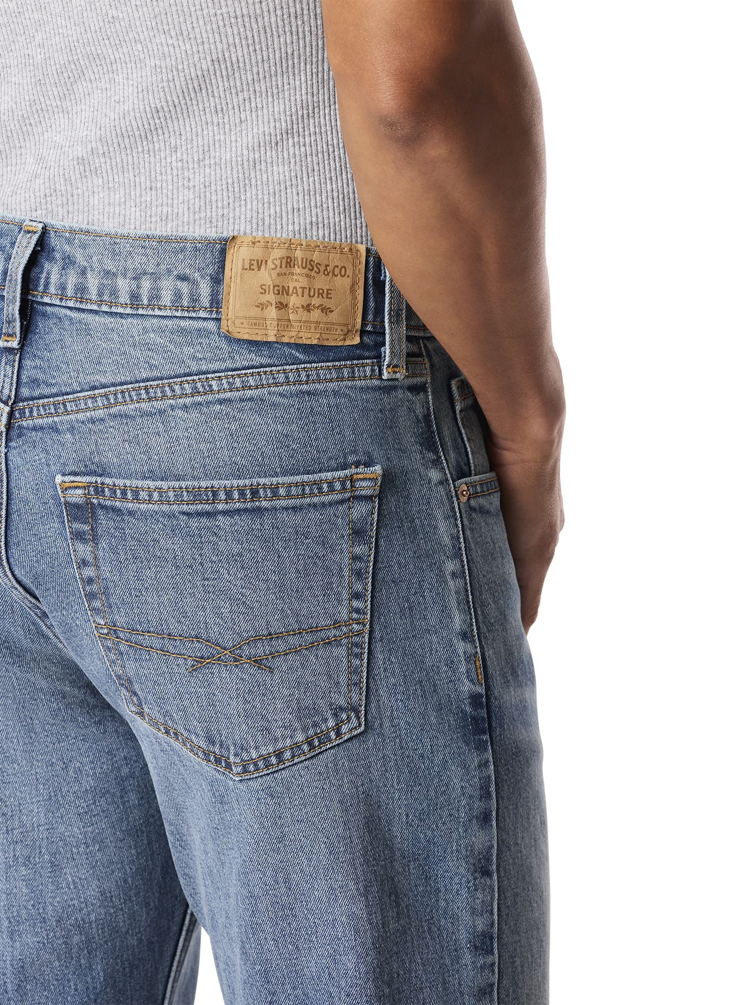 Levi Strauss Signature Men's and Big and Tall Original Relaxed Bootcut Jeans