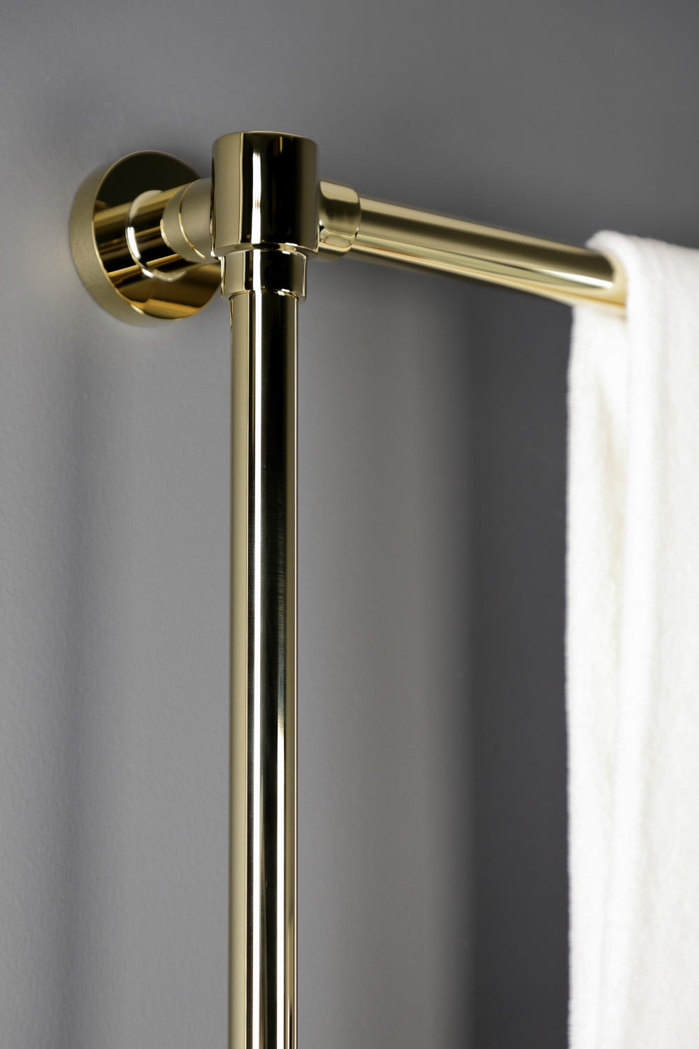 Kingston Brass DTM322432 24 x 32 in. Gallant Wall Mount Towel Rack, Polished Brass