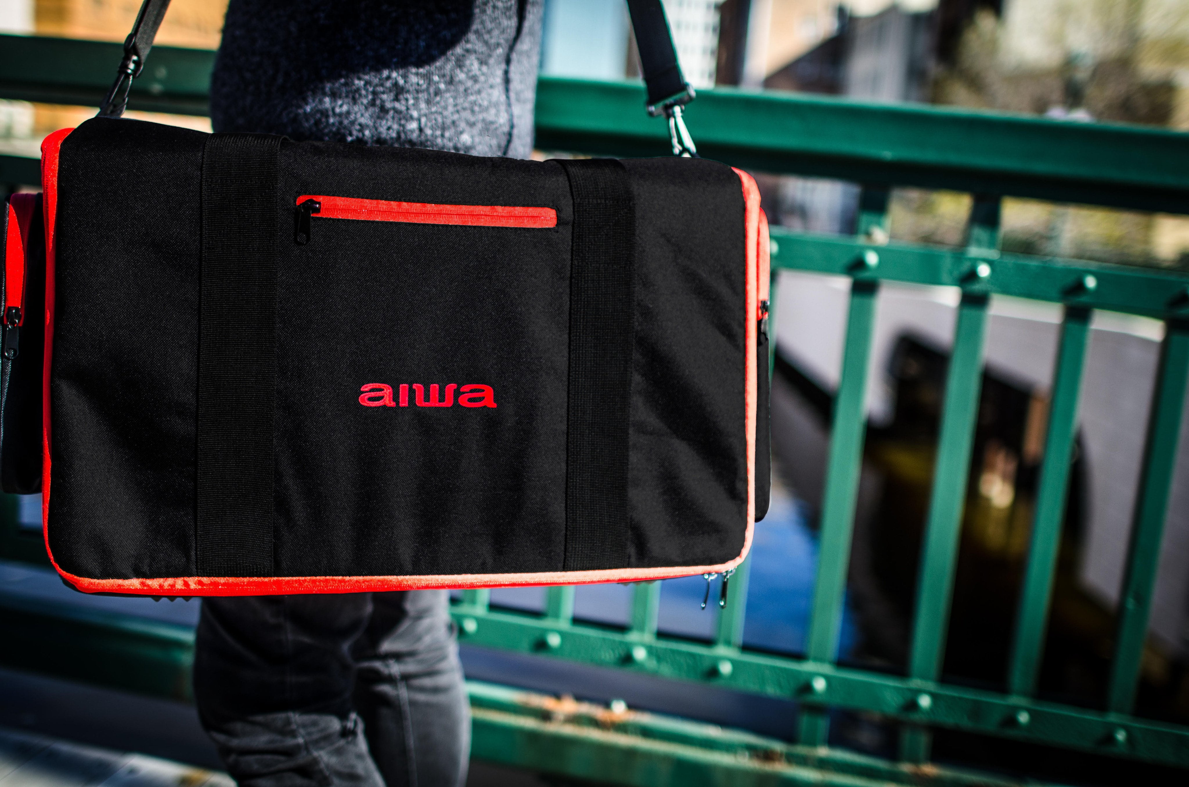 aiwa exos 9 bag