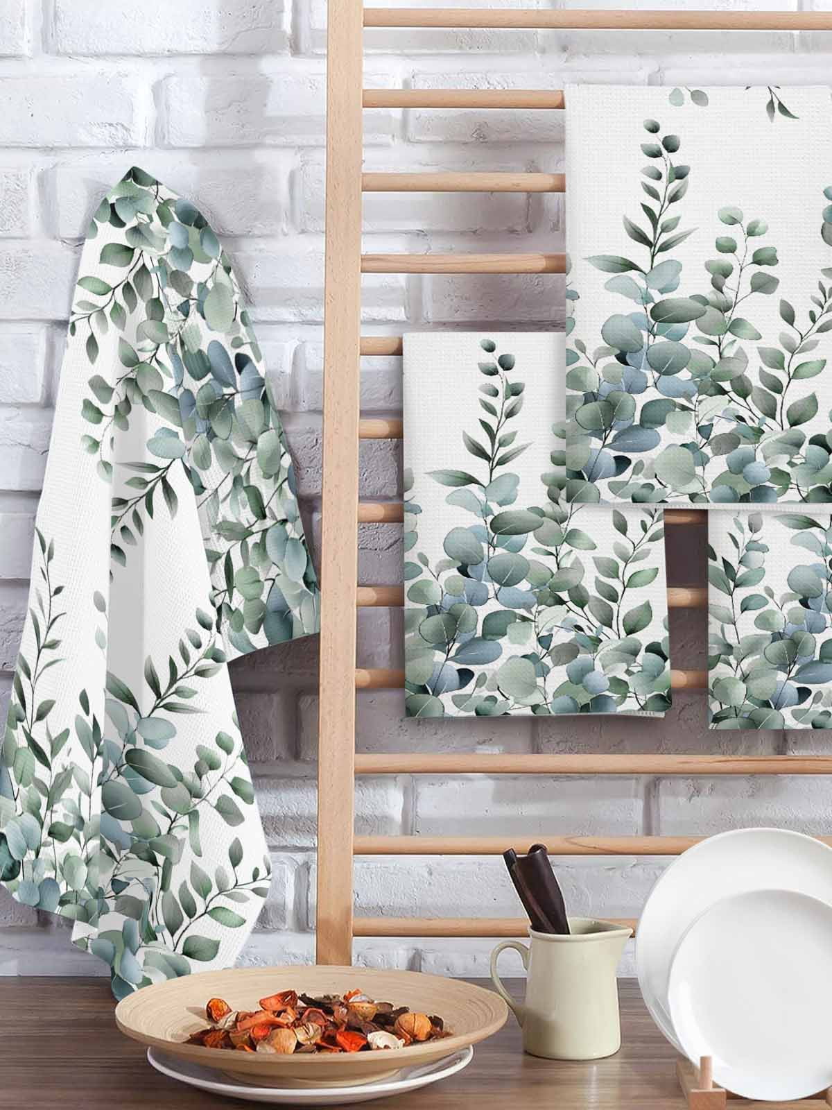Green Eucalyptus Leaves Hand Towels Set, Waffle Weave Kitchen Towels 2 Pieces, Summer Botanical Watercolor Microfiber Hair Face Bath Tea Towel Absorbent Quick Drying Cleaning Dish Cloths 15.7"x23.6"