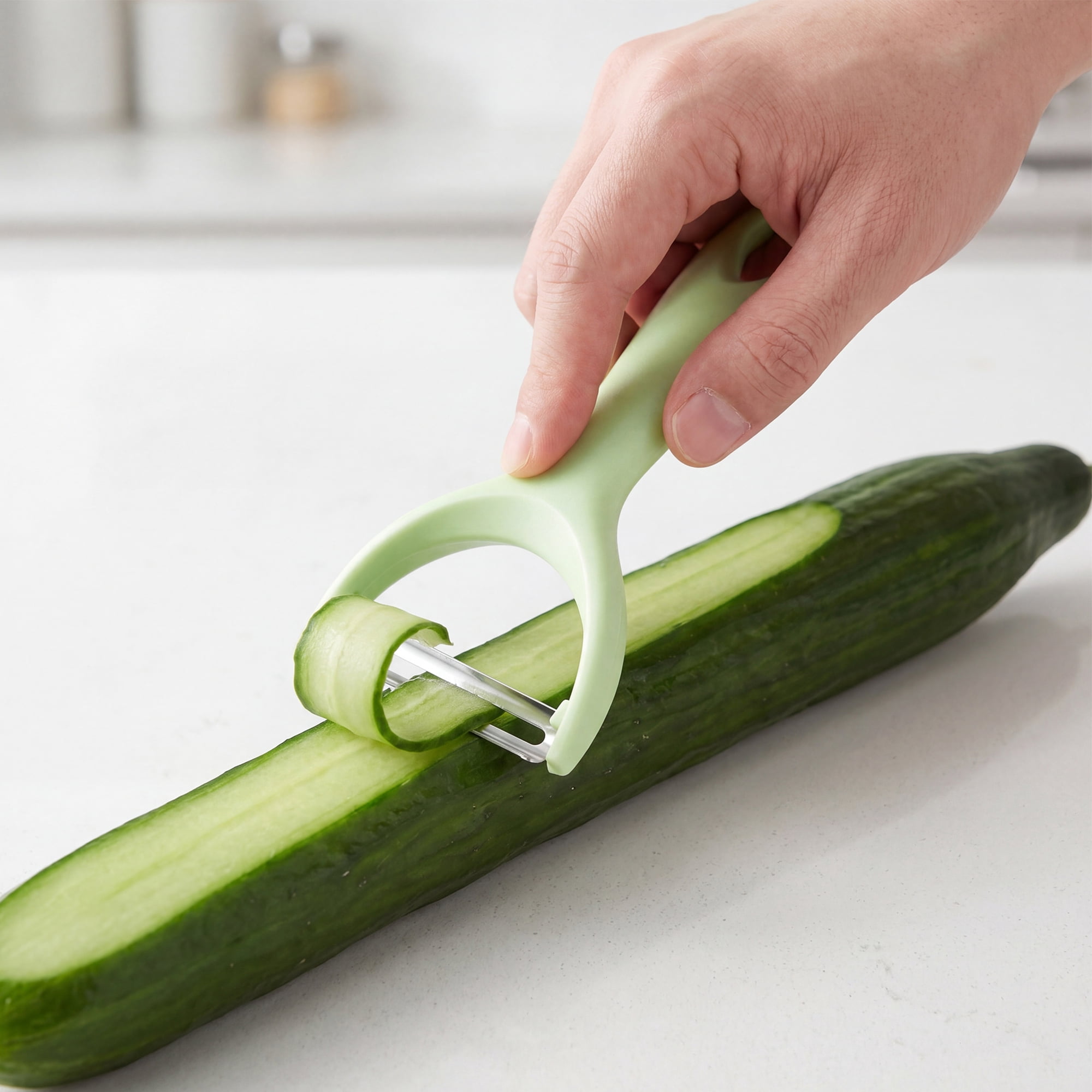Unique Bargains Vegetable and Apple Peeler with Ergonomic Handle Light Green 5.1x2.4 inch