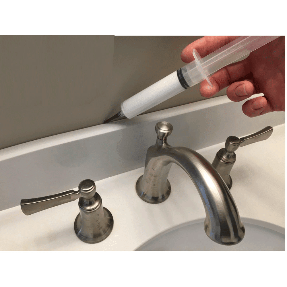 Finish Line Caulk Tool with Syringe