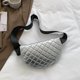 thumbnail image 4 of Bolsa de pecho de moda Bolsa bandolera acolchado Rombo para viajes de oficina (Plata) Likrtyny Para Estrenar, 4 of 9