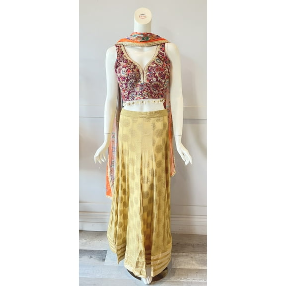 Gold & Purple Lehnga