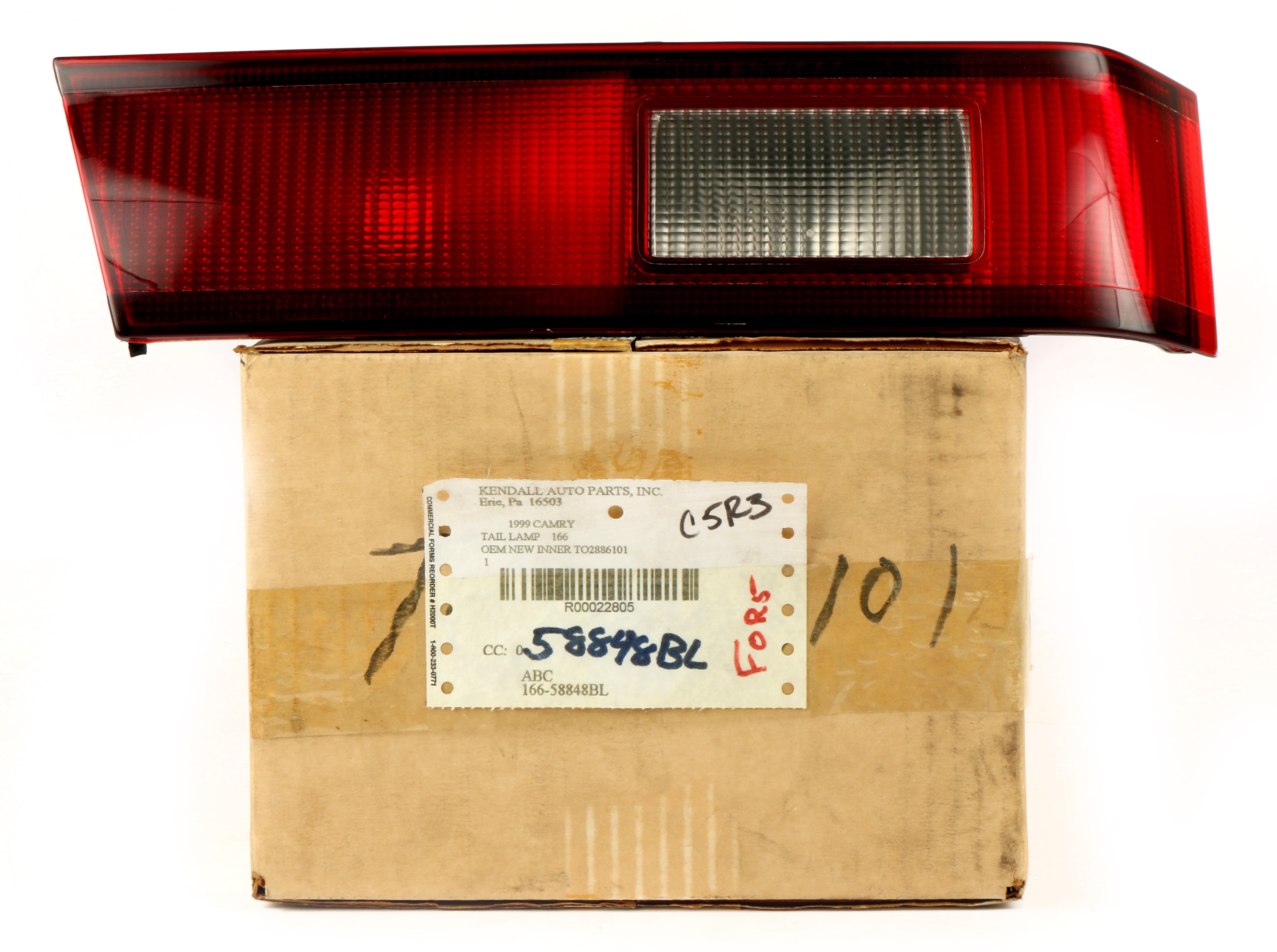 19971999 Toyota Camry NEW Left Rear Tail Light Lamp Part Number 81680