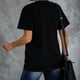thumbnail image 4 of Camiseta de verano para mujer, de manga corta, cuello redondo, letras estampadas, transpirable y holgada, color negro, 4 of 6