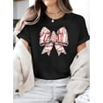 thumbnail image 1 of Camiseta con estampado de árbol de Navidad y lazo elegante y coqueta - Top informal de cuello redondo y manga corta para mujer, 100 % algodón, ideal para deportes de ocio, 1 of 4