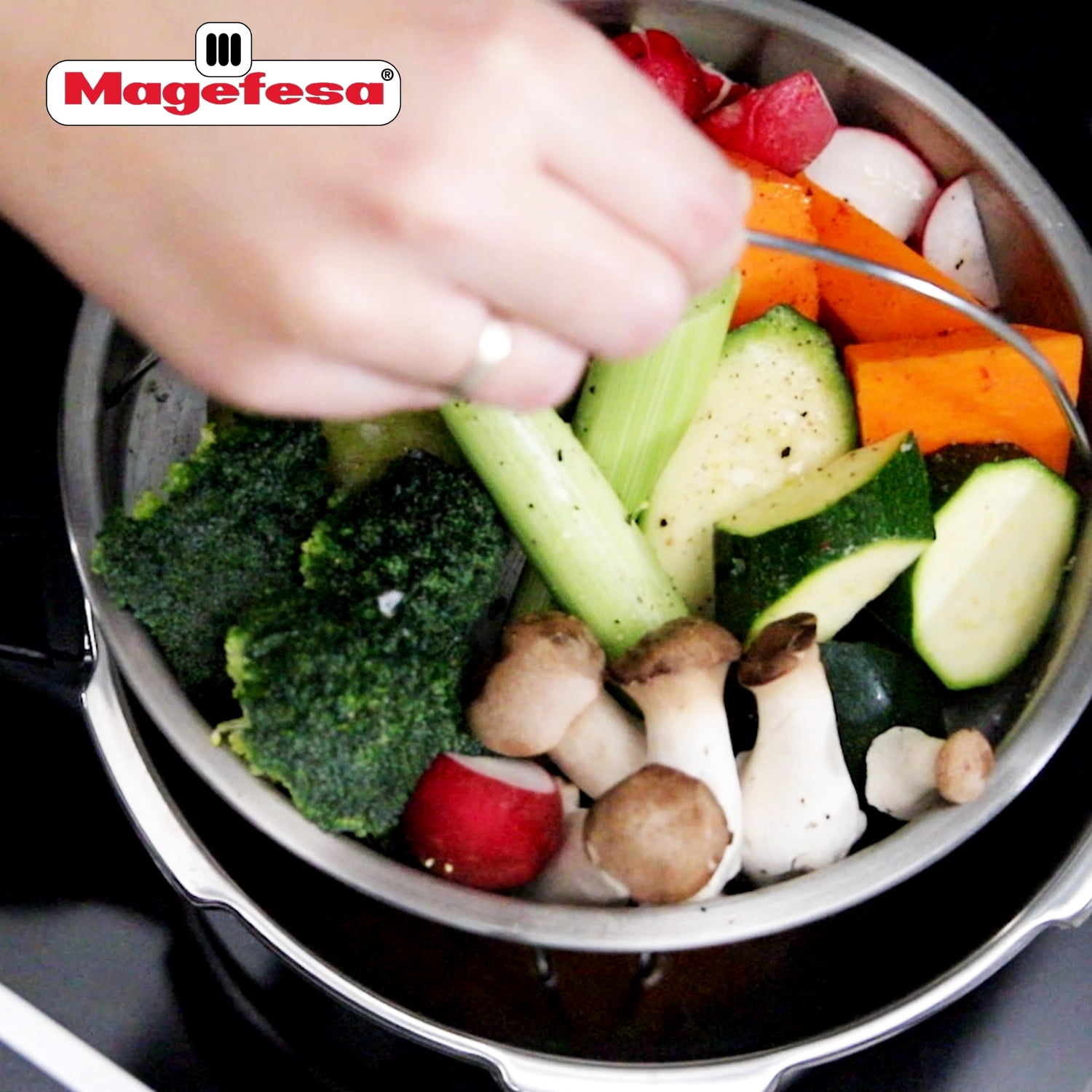 MAGEFESA Basic Stainless Steel Steamer Basket with Tripod, Universal 7.9-Inch Size for Pressure Cookers and 8.7-Inch Cookware