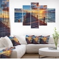thumbnail image 1 of Beau coucher de soleil sur la jetée de la mer - Impression sur toile moderne, 1 of 3