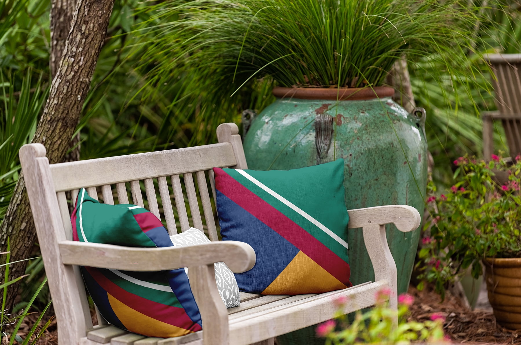 16" x 16" Simply Daisy Bold Shapes Indoor/Outdoor Pillow, Kelly Green Qty 1