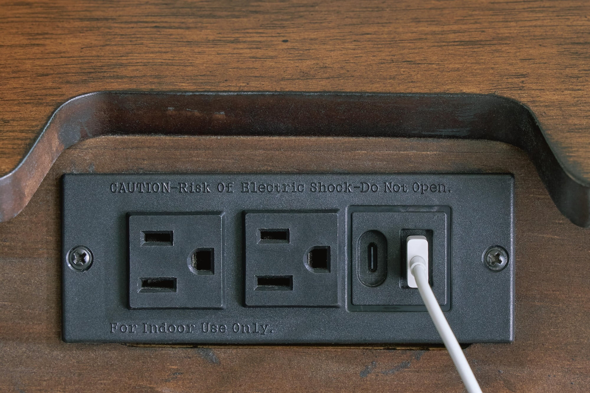 Signature Design by Ashley Lyncott Nightstand with USB Charging, Brown