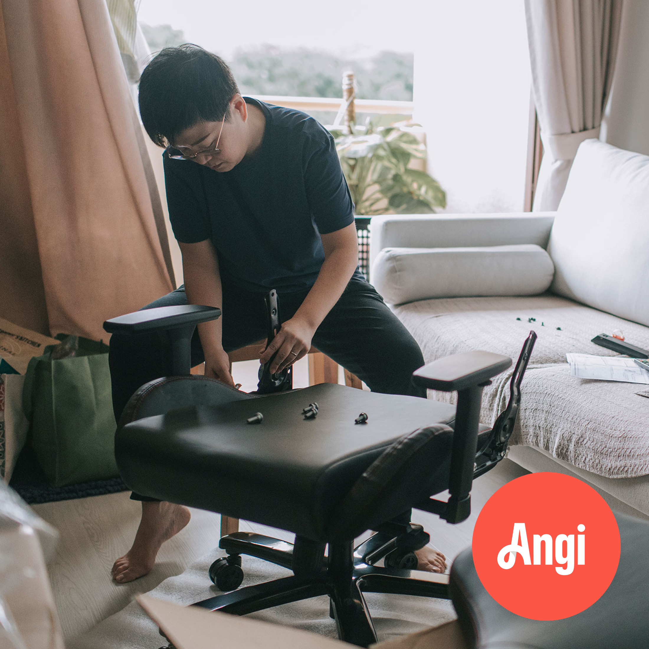 Office Chair Assembly