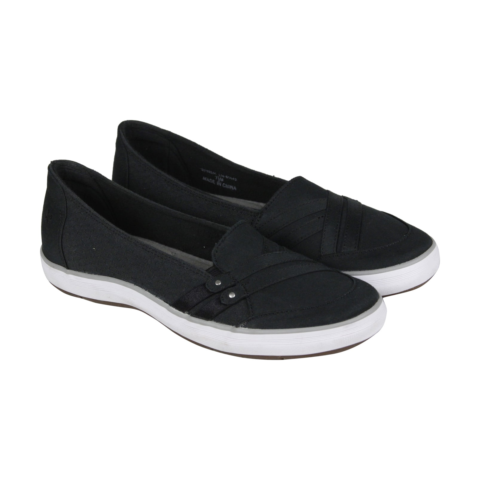 black casual canvas shoes