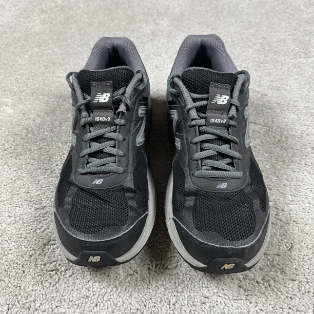 New Balance 1540v3 Shoes Mens Size 8 Gray Black Running Walking Sneakers Trainer